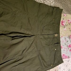 Kim Rogers Olive Green Capris